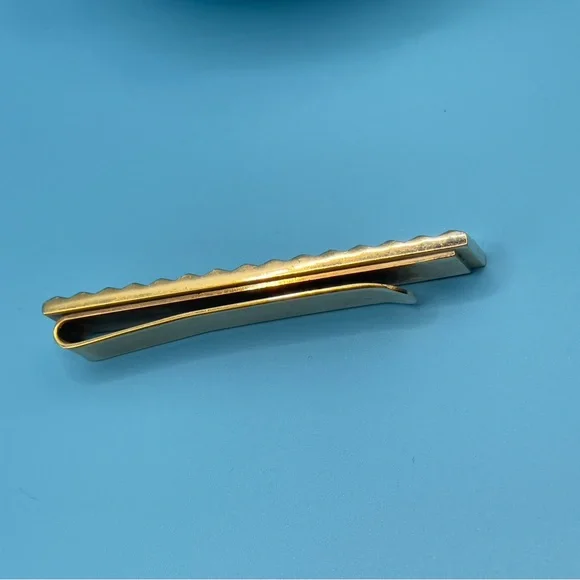Vintage Heavy Gold Tone Textured Tie Clip Bar Mid Century Brutalist 30g 🔥 - Picture 7 of 8
